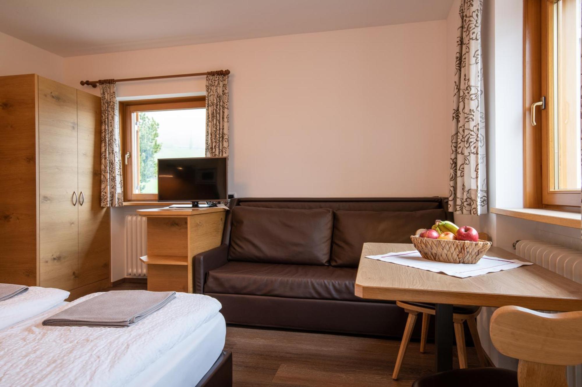 Garni Kostner Hotel Ortisei Bagian luar foto