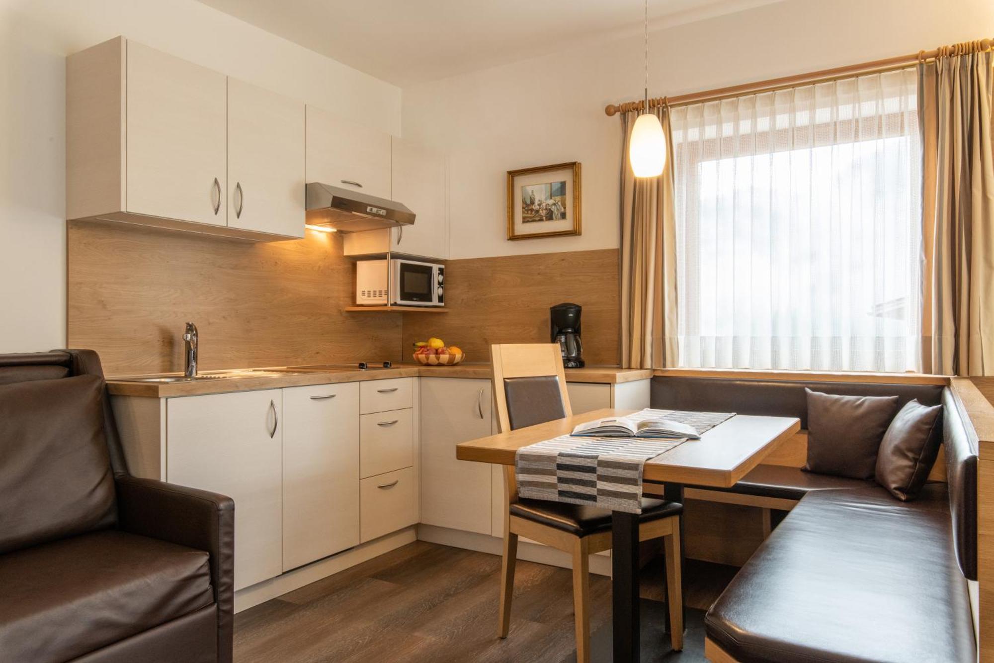 Garni Kostner Hotel Ortisei Bagian luar foto