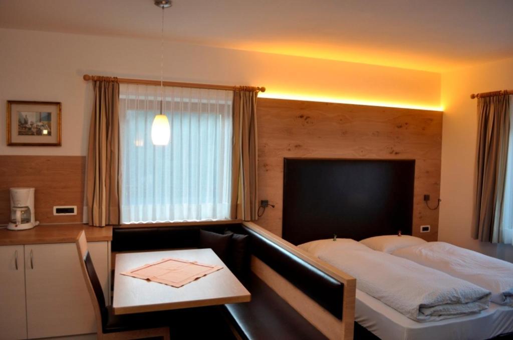 Garni Kostner Hotel Ortisei Ruang foto