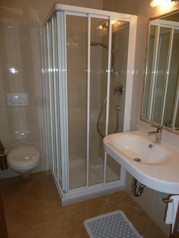 Garni Kostner Hotel Ortisei Ruang foto