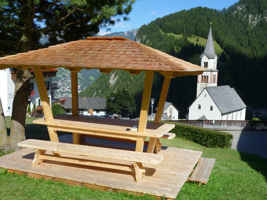 Garni Kostner Hotel Ortisei Bagian luar foto